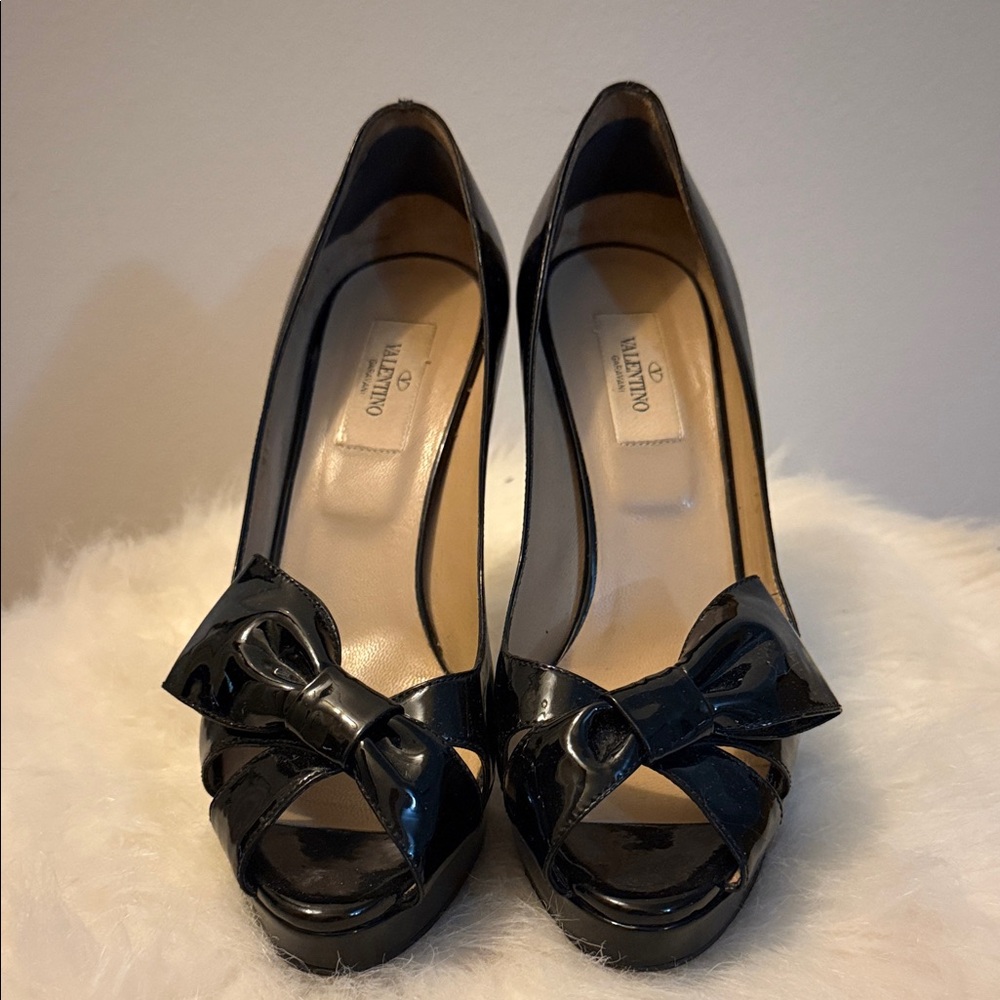 Valentino Glossy Black Bow Heels